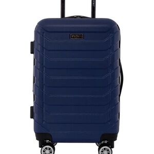 Travelers Club Madison 1Pc Expandable Spinner Luggage suitcase medium